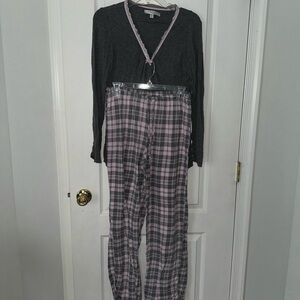 Company Eleni Tracy pink & grey pajamas size small thin pjs